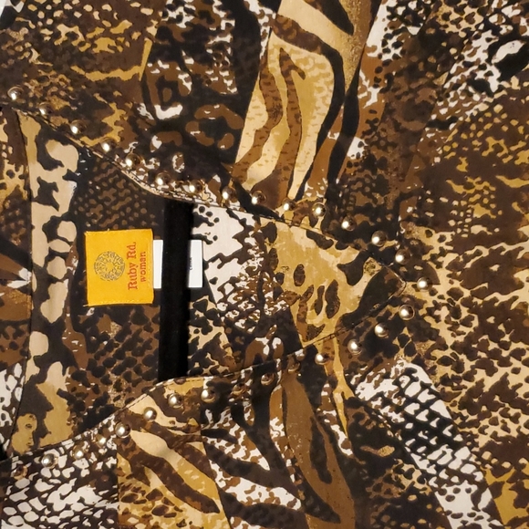 Ruby Rd. Animal Print Top - Picture 3 of 7
